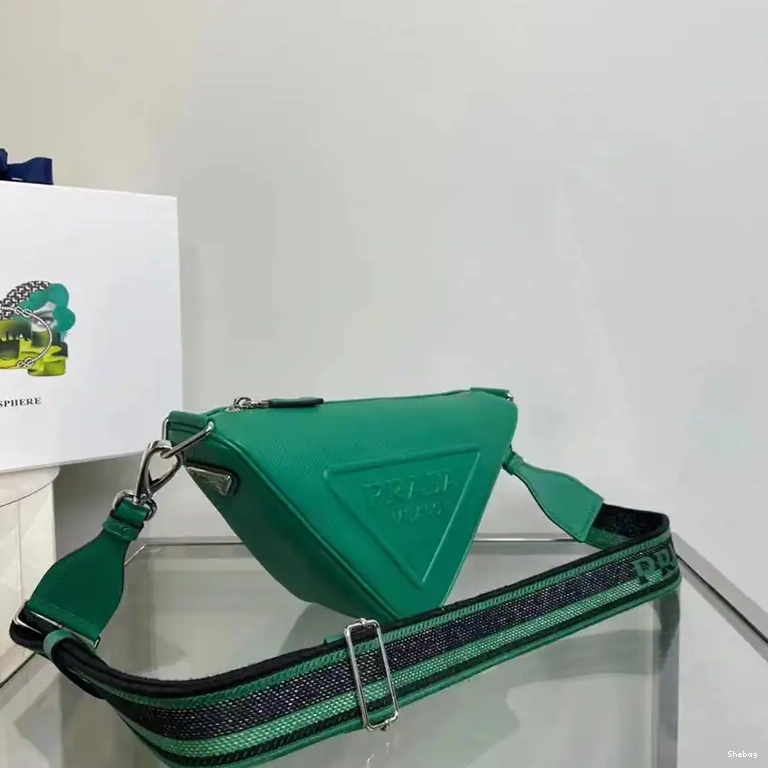2212HT0002 Prada Bag 0502